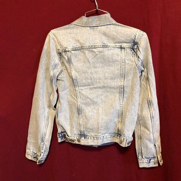 GAP WOMEN' S CLASSIC DENIM JEAN JACKET SIZE EXTRA SMALL XS NEW WITHOUT TAGS - Picture 2 of 12